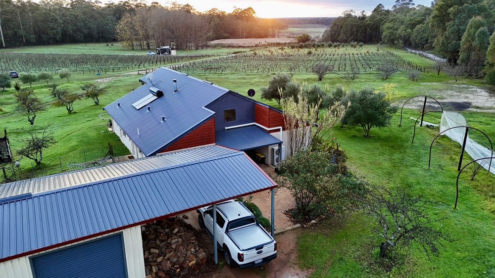 The Homestead, photo 1